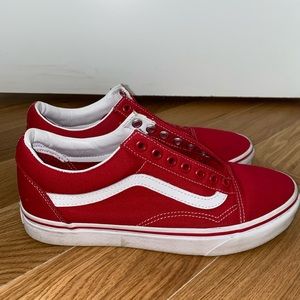 RED VANS NO LACES